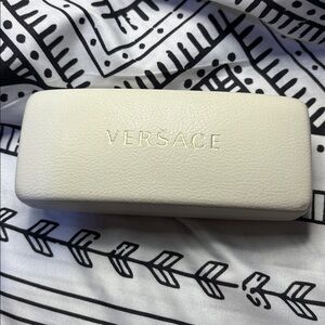 Versace Hard CLAMSHELL Eyeglass/SUNGLASS case - White